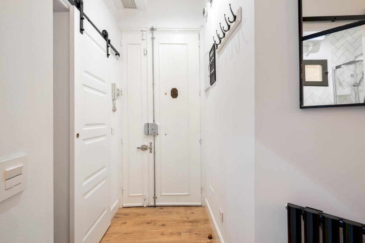 1 Bedroom 1 Bathroom Furnished - Malasana - Cozy & Modern - Mintystay Madrid Esterno foto